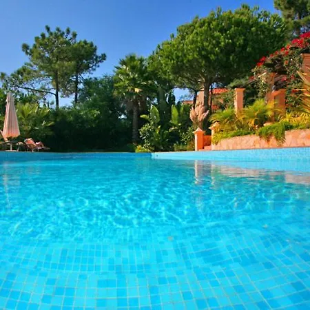 Sleeps 12 Pool Air Con T480283 *