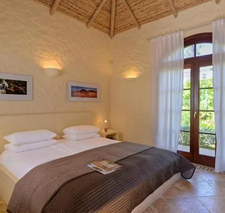 فيلة Sleeps 12 Pool Air Con T480283 كينتا دو لاغو